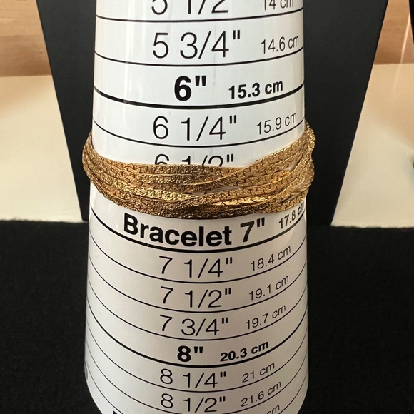 VINTAGE MONET 70s Multi 7 Strand Gold Toned Bracelet 6.5" with Safety Chain - Picture 10 of 11